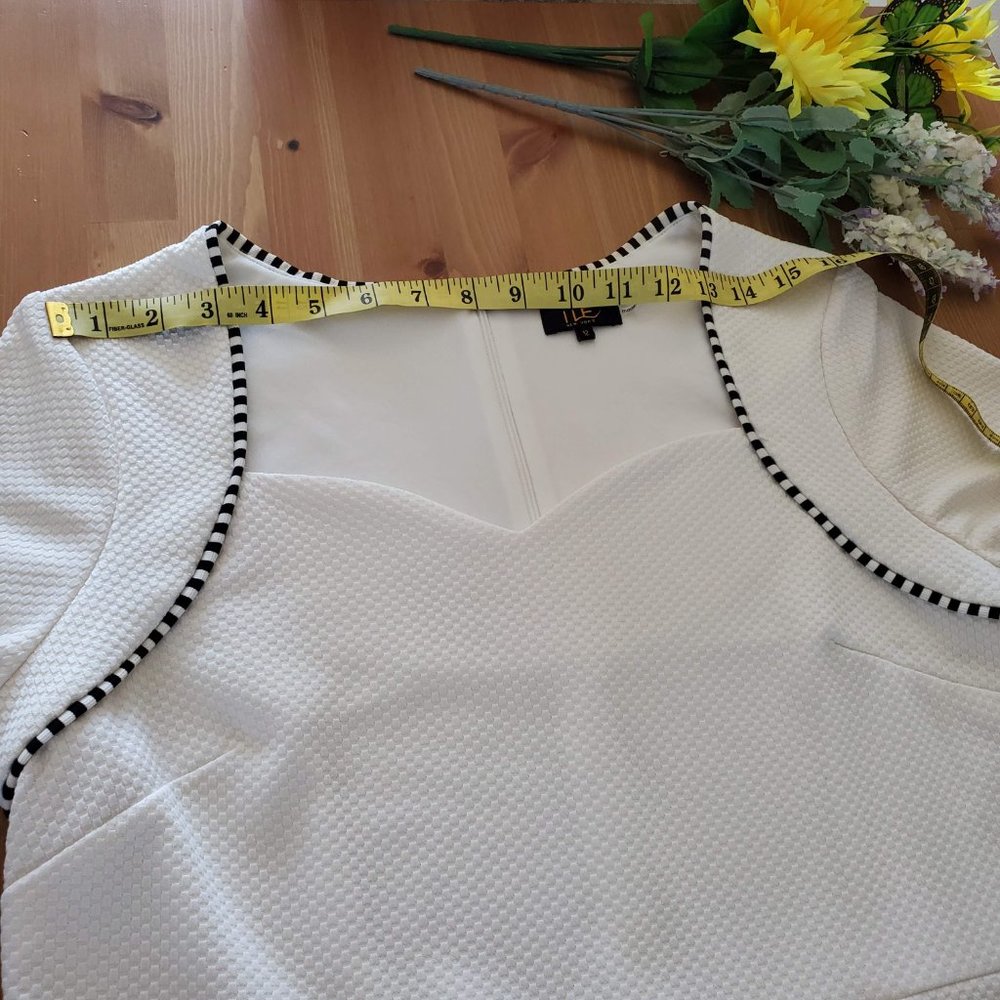 ILE NEW YORK Dress white heart neck - Picture 3 of 13